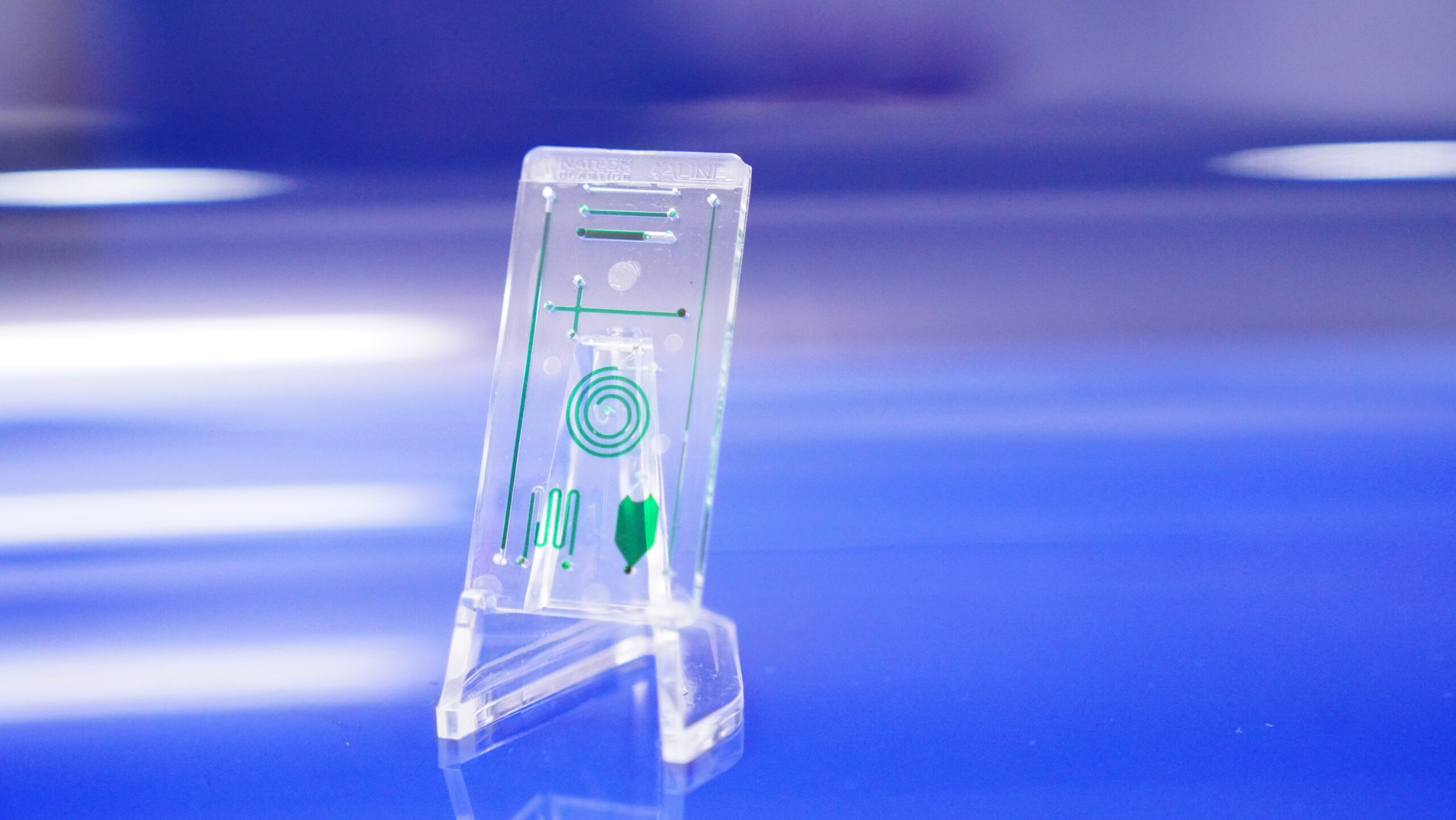 microfluidics device filled 
