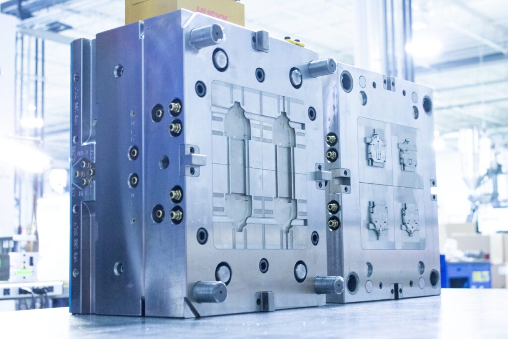 Mold positioned on a worktable before inspection and transfer evaluation